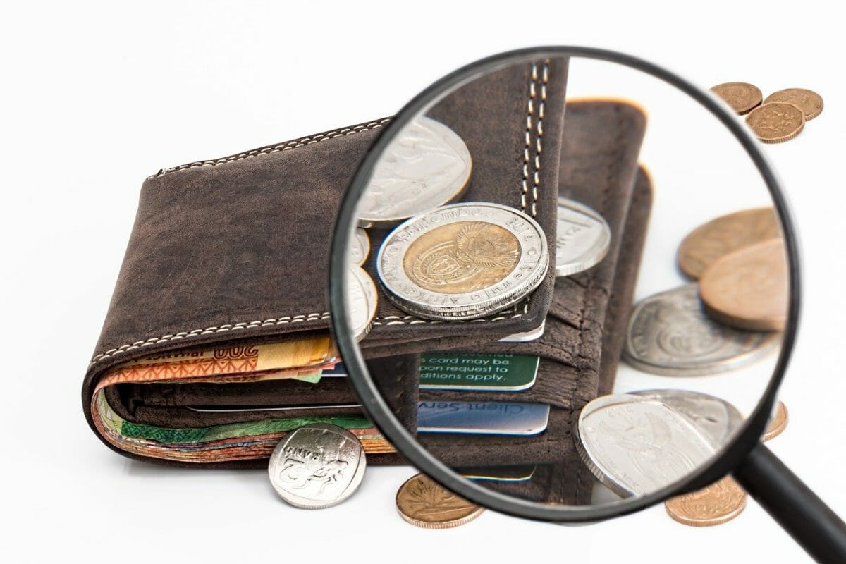 A Time For Giving. A Time For Shopping. A Time To Avoid Blowing Your Budget.