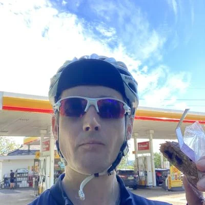 Corin Ashwell 🌍 🌿 🍄🏳️‍⚧️